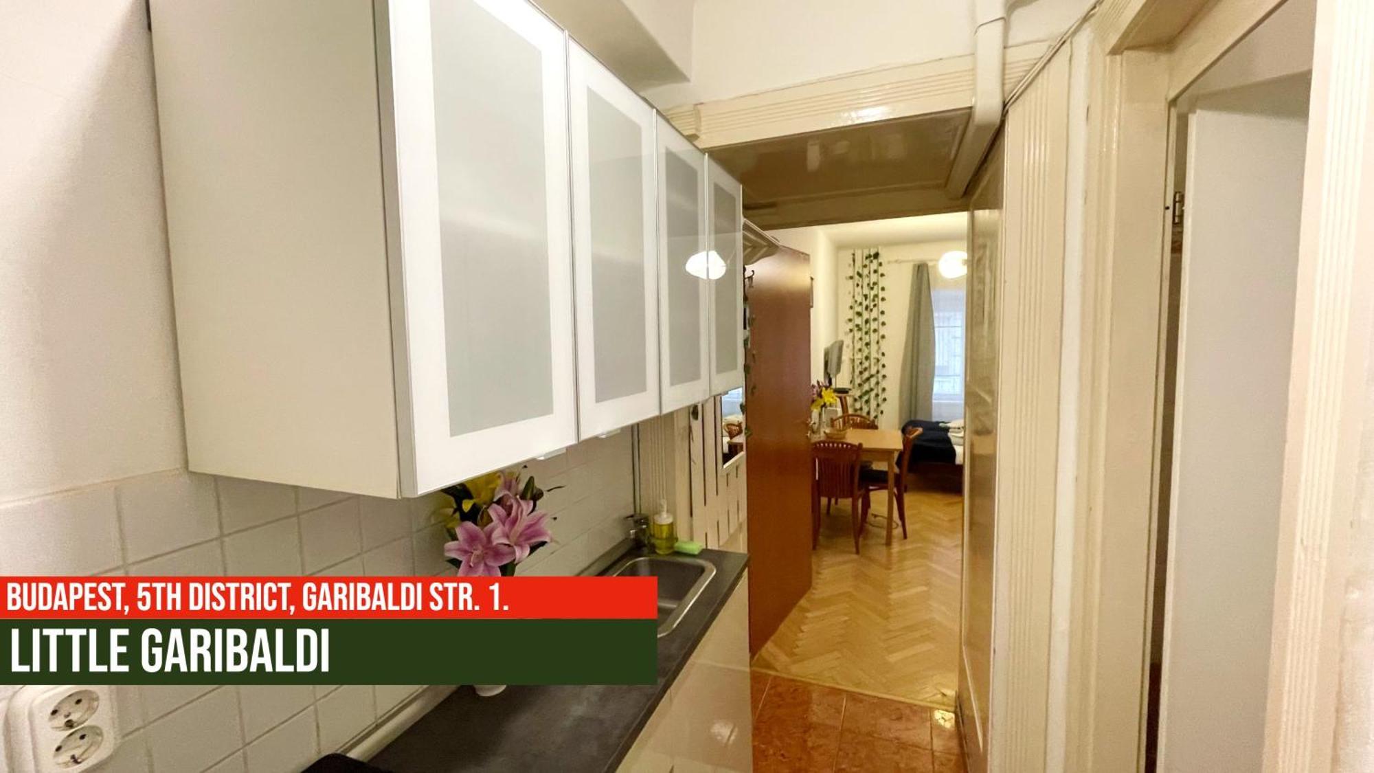 Little Americas Opera Apartments Budapest Bagian luar foto