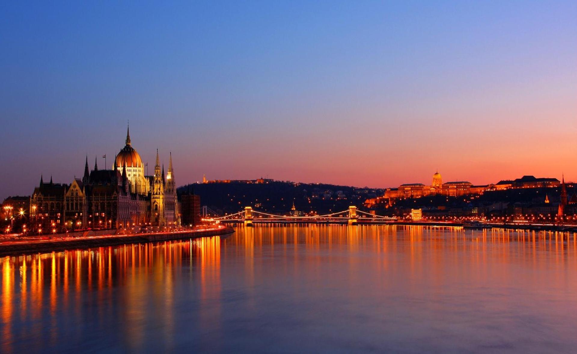 Little Americas Opera Apartments Budapest Bagian luar foto