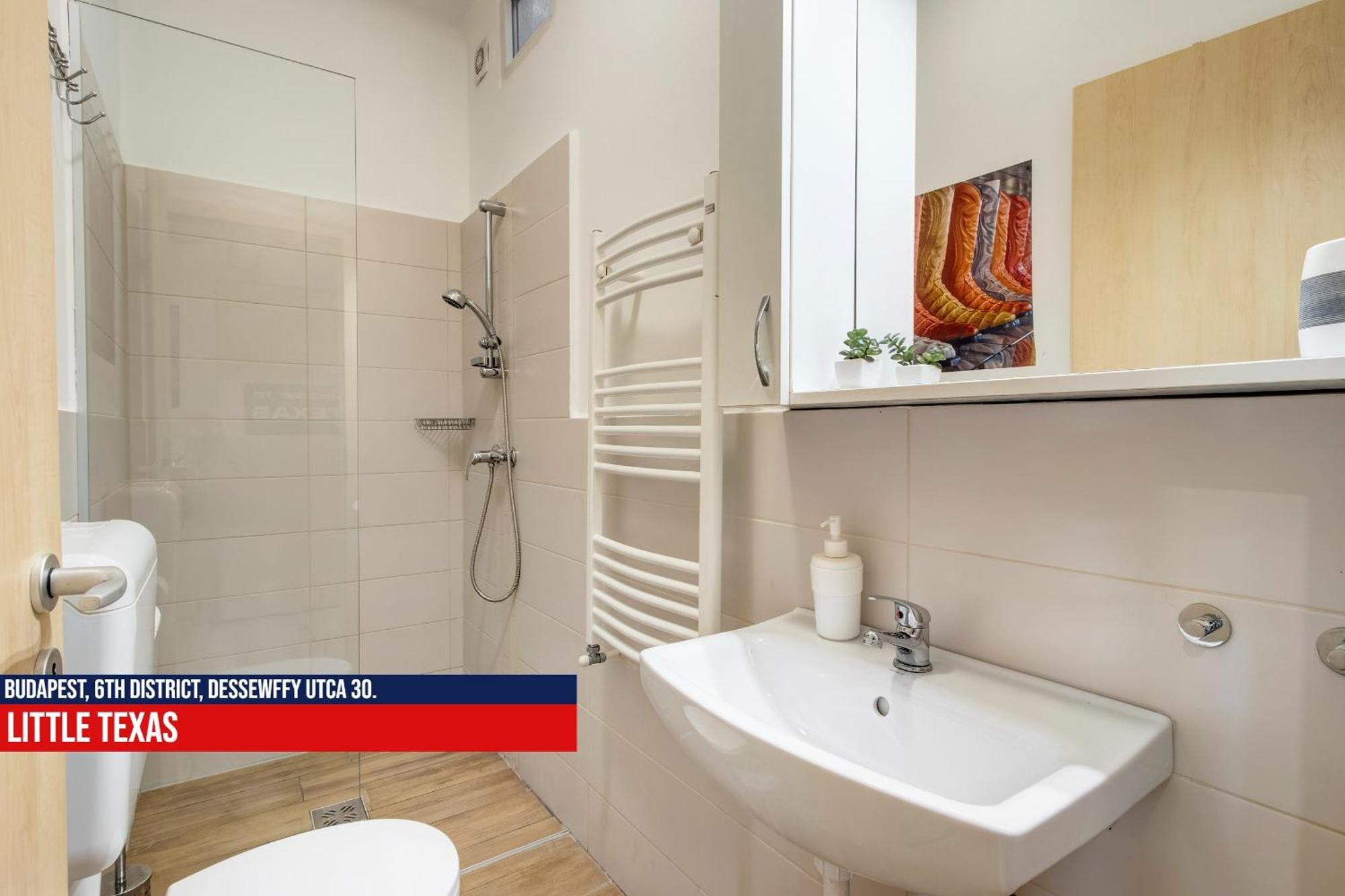 Little Americas Opera Apartments Budapest Bagian luar foto
