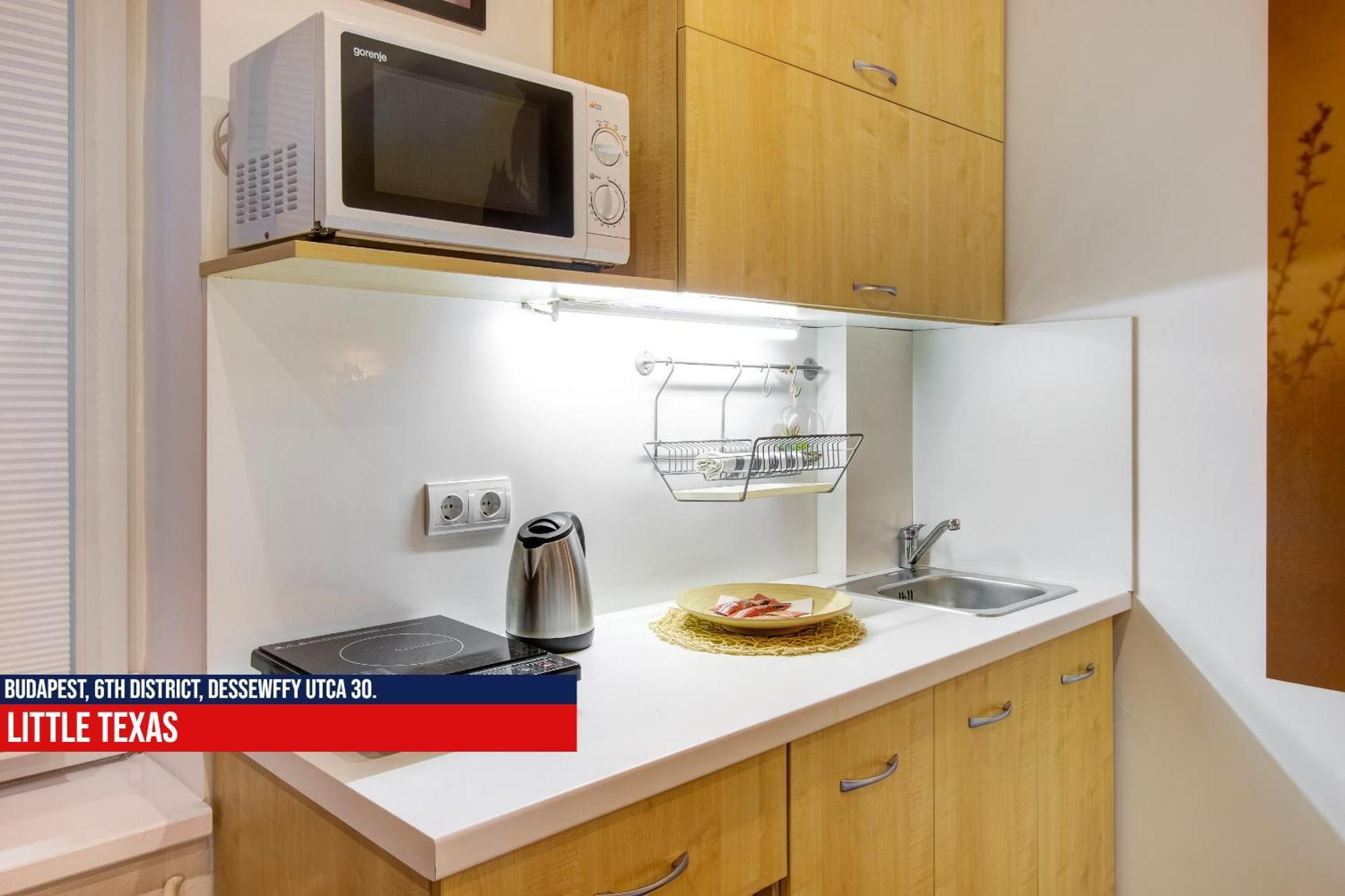 Little Americas Opera Apartments Budapest Bagian luar foto